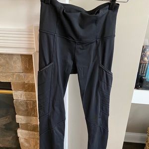 Lululemon black leggings